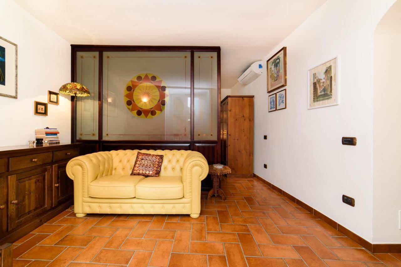 Dimora Bibbo Apartment Salerno Exterior foto